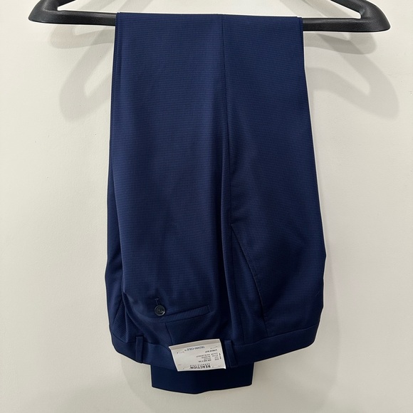 Kenneth Cole Reaction 2-Piece Suit - Navy - Picture 10 of 11